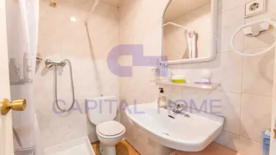 Apartment on Clara del Rey Street photo 4
