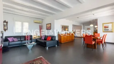 Villa in La Plana photo 17