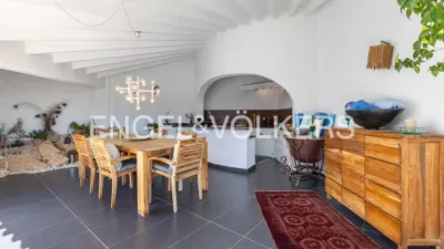 Villa in La Plana photo 43