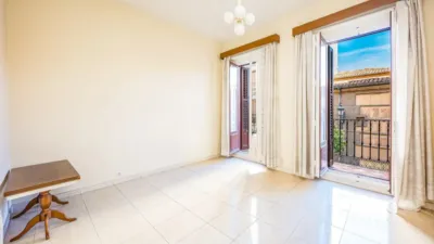 Apartment on Postigo de San Martín Street photo 4
