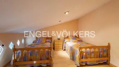 Terraced House in Centre photo 43