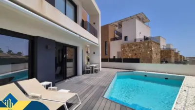 Chalet en Playa de los Locos-Los Frutales-Cabo Cervera photo 9