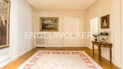 Apartment in Sant Gervasi-Galvany photo 3