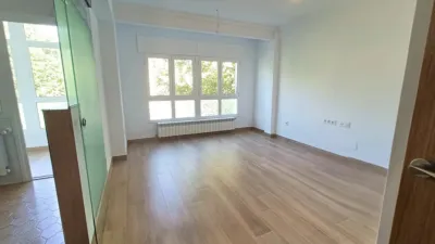 Piso – Narón, A Fonte da Cruz, A Solaina - Más