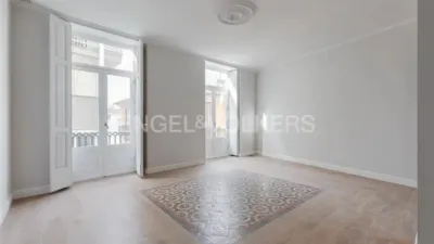 Apartment in El Mercat photo 4