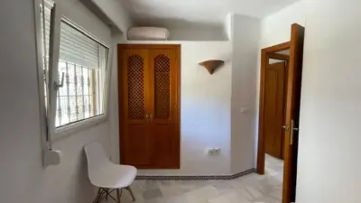 Apartment on Roëntgen Avenue photo 18
