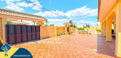 Casa – Torrevieja, Urbanización Los Balcones - Vista 3