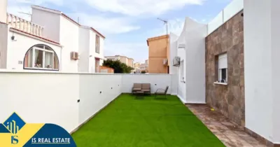Bungalow with terrace for sale in La Florida-La Chismosa-Los Altos, Orihuela Costa, Alicante. photo 12