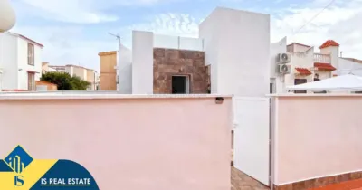 House in Orihuela, Urbanización Las Mimosas - La Chismosa, Urbanización la Florida - Más