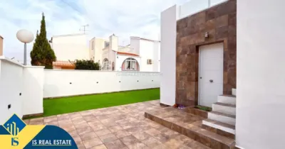 Bungalow with terrace for sale in La Florida-La Chismosa-Los Altos, Orihuela Costa, Alicante. photo 8