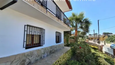 Chalet on Carrer del Ripollès photo 5