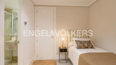 Apartment on Calle Castelló photo 27