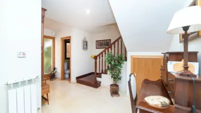 Semi-detached house on Avenida de Picos de Europa photo 4