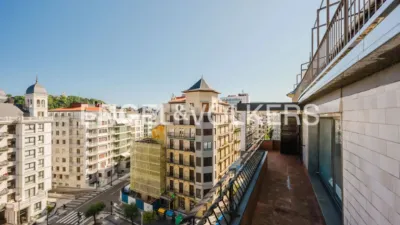 Apartment on Calle de San Martín photo 31