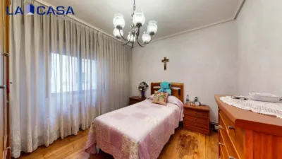 Apartment in Zorrotza photo 2