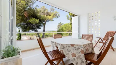 Apartment in Els Pins photo 2