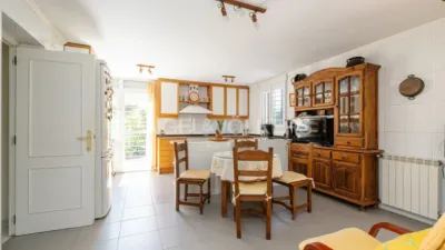 House in La Canaleja Street Area photo 9