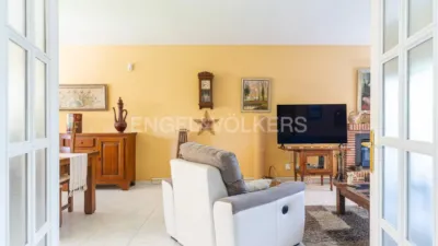 House in La Canaleja Street Area photo 4