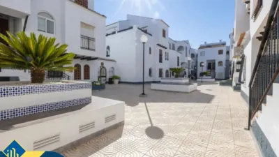 Piso – Torrevieja, Urbanización Los Balcones - Más