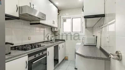 Apartment on Carrer de Prat de la Riba photo 9