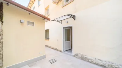 Flat on Calle del Hospital photo 2