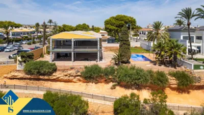 Chalet in Cabo Roig-La Zenia-La Regia photo 23