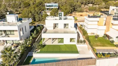 Chalet in Can Girona-Terramar-Vinyet photo 77