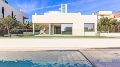 Chalet in Can Girona-Terramar-Vinyet photo 78