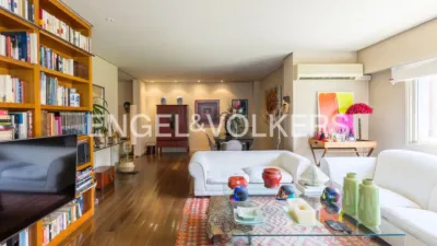 Apartment on Calle de Santo Domingo de Silos photo 6