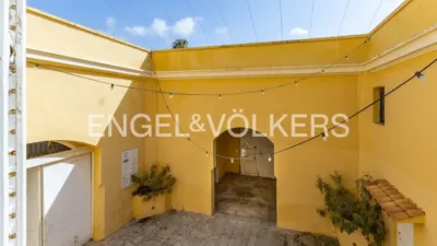 Chalet on Carrer de Bernat de Fonollar photo 10