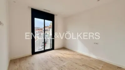 Attic on Carrer de Joaquim Malats photo 14
