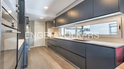 Apartment on Carrer de Marià Benlliure photo 8