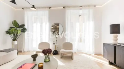 Apartment in Sol photo 2