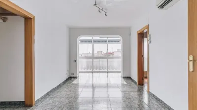 Attic flat on Isaac Peral Street photo 2
