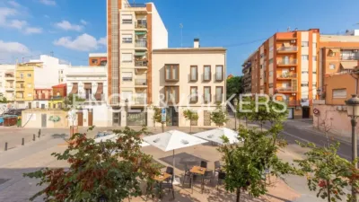 Apartment on Plaça de La Mare de Déu de Vallivana photo 11
