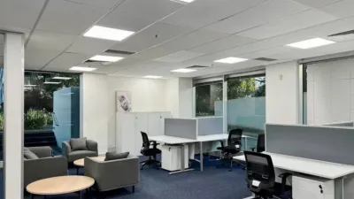 Oficina en alquiler en Calle Enrique Mariñas, 32 - Vista 2
