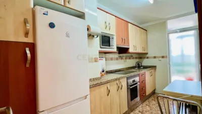 Piso en alquiler en Calle Periodista Francisco Giles Jiménez, 2, Cartuja (Distrito Norte. Granada Capital) de 800 €<span>/mes</span>