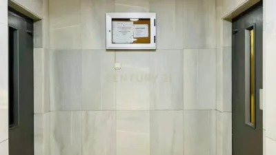 Piso en alquiler en Calle Periodista Francisco Giles Jiménez, 2, Cartuja (Distrito Norte. Granada Capital) de 800 €<span>/mes</span>
