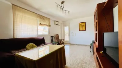 Piso en alquiler en Calle Periodista Francisco Giles Jiménez, 2, Cartuja (Distrito Norte. Granada Capital) de 800 €<span>/mes</span>