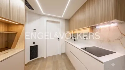 Flat in Sant Feliu de Llobregat photo 3