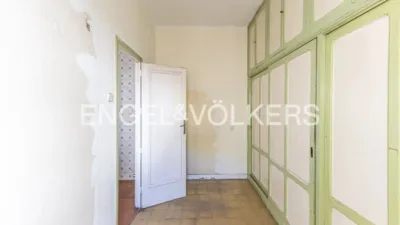Apartment on Calle de O'Donnell photo 21