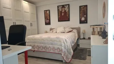 Apartment in Valdezorras-El Gordillo photo 12