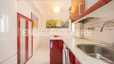 Apartment on Sabino Arana Street photo 37