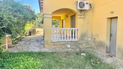 Chalet on Carrer Joan Gris photo 37
