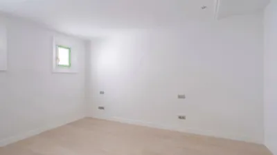 Apartment in Palacio photo 31