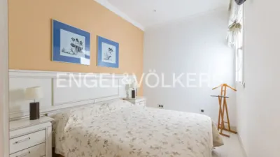 Apartment on Calle de Alcántara photo 13