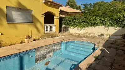Chalet on Carrer Joan Gris photo 29