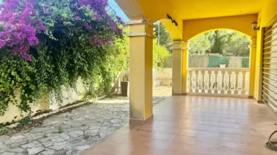Chalet on Carrer Joan Gris photo 33