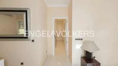 Apartment on Calle de Alcántara photo 8