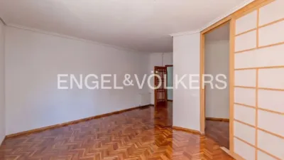 Apartment in Palacio photo 38